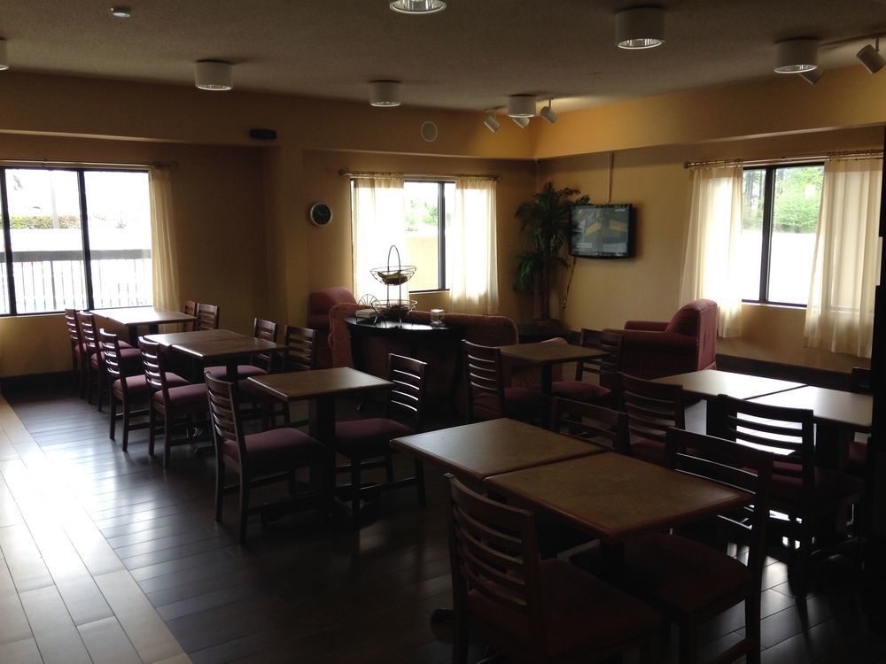 Baymont By Wyndham Orangeburg North Ξενοδοχείο Εξωτερικό φωτογραφία